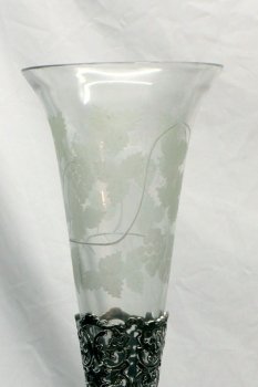 01339 single-Sheffield-Silver-Plate---Cut-Glass-Vase-Epergne-3